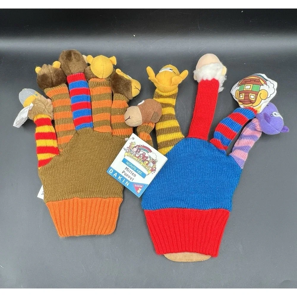 2 Dakin Story‎ Time Mitt Puppets Hand Finger Fairy Tales Rhymes Knit Glove NEW